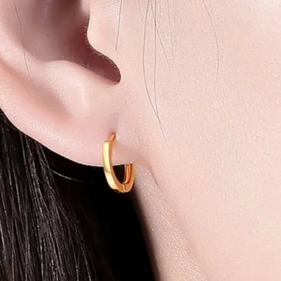 Dainty Minimalist Gold Huggie Earrings. 925 Sterling Silver. #1025 - Picture 1 of 5
